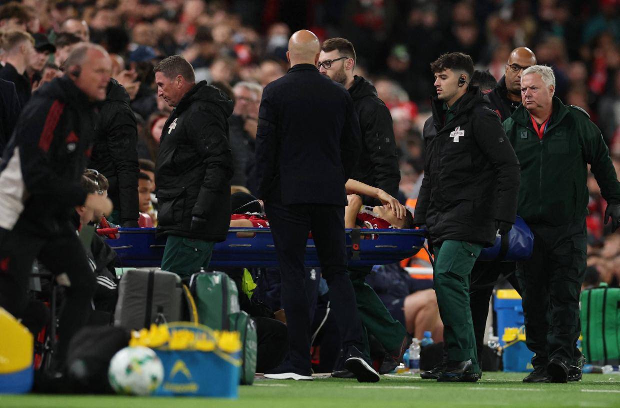 与利物浦的 与利物浦的